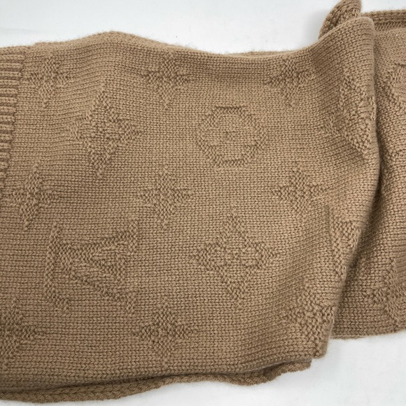 Louis Vuitton Cashmere Scarf!